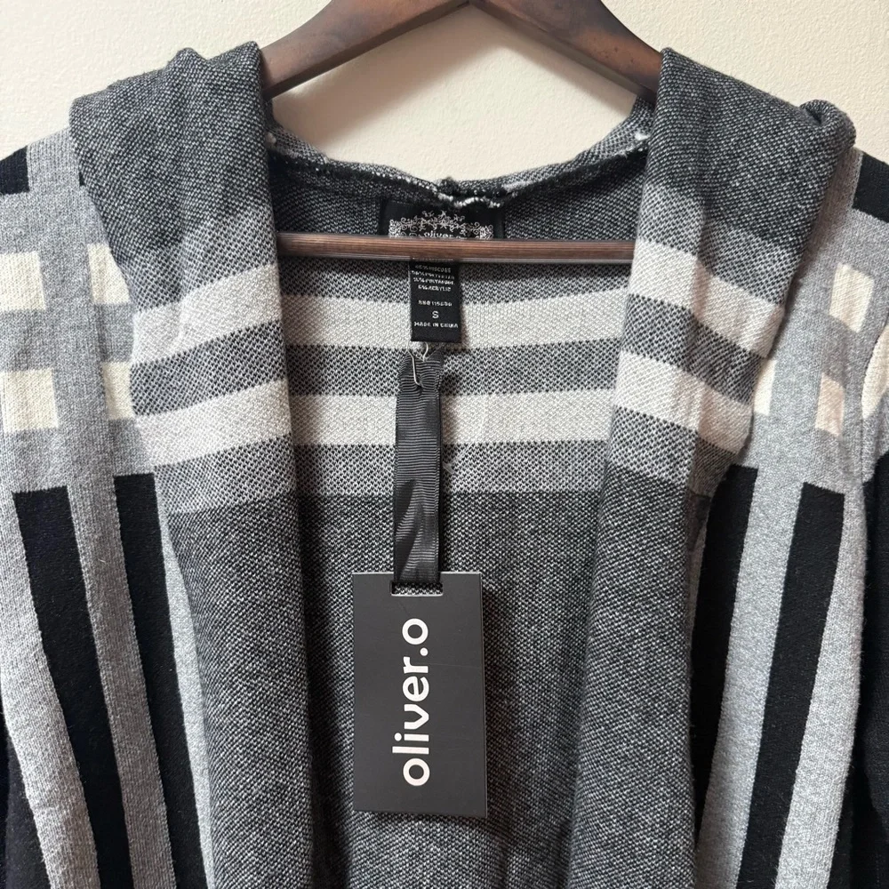 NWT Oliver O. Patterned Cardigan